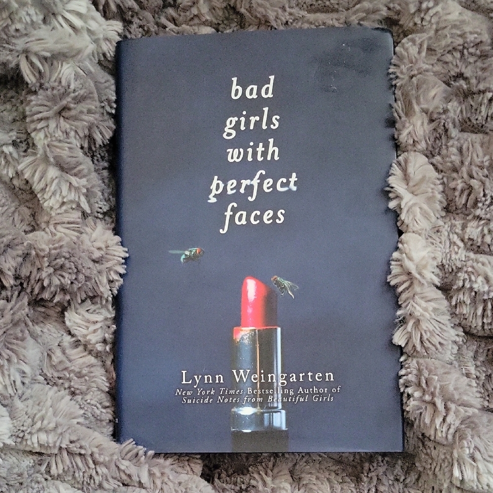 🌼B2G1🌼 Bad Girls With Perfect Faces Book